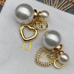 Replica Designer Dior Fashion Imitation Pearl Heart Rhinestone Stud Earrings