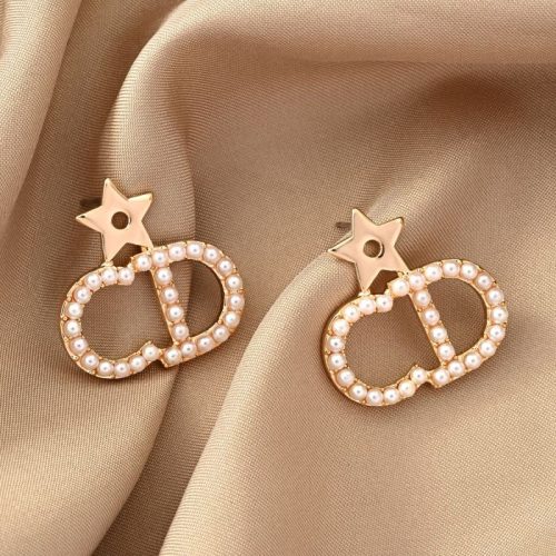 Replica Designer Dior Fashion Imitation Pearl Letter Stud Earrings
