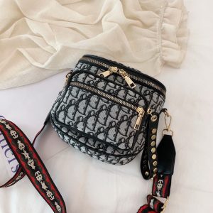 Replica Designer Dior Fashion Letter Embroidered Canvas Shoulder Bag