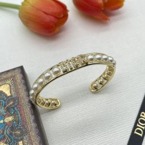 Replica Designer Dior Fashion Pearl Cutout Rhinestone Bracelet