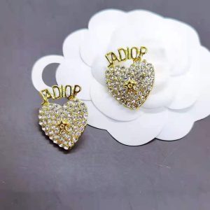 Replica Designer Dior Fashion Rhinestone Heart Stud Earrings