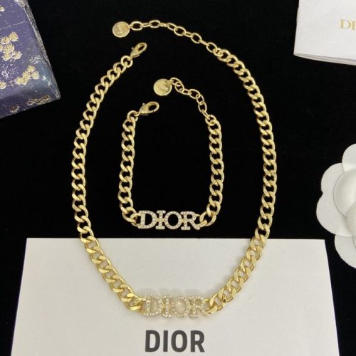 Replica Designer Dior Fashion Rhinestone Letter Necklace