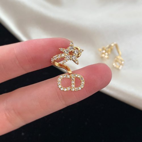 Replica Designer Dior Fashion Rhinestone Letter Surrounding Star Stud Earrings