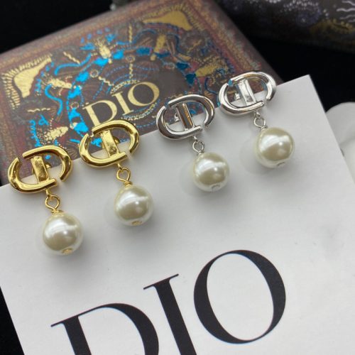 Replica Designer Dior Simple Letter Imitation Pearl Stud Earrings