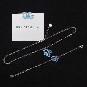 Replica Designer Dior Simple Metal Letter Bracelets And Necklaces