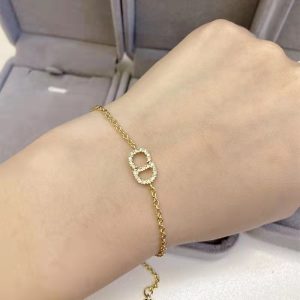 Replica Designer Dior Simple Rhinestone Letter Bracelet