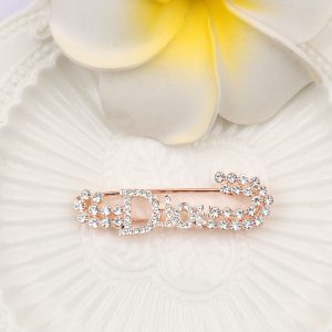 Replica Designer Dior Simple Rhinestone Letter Brooch