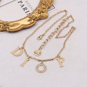 Replica Designer Dior Simple Rhinestone Letter Necklace