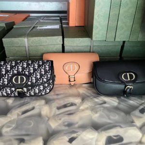 Replica Designer Dior Simple Solid Color Metal Letter Shoulder Bag