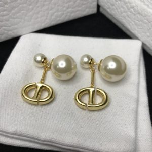 Replica Designer Dior Vintage Fringe Letter Imitation Pearl Earrings