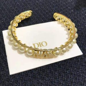 Replica Designer Dior Vintage Letter Imitation Pearl Bracelet