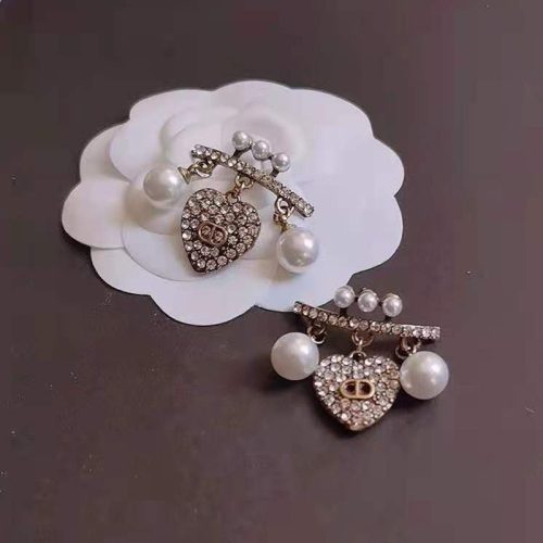 Replica Designer Dior Vintage Letter Imitation Pearl Earrings