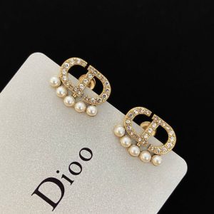 Replica Designer Dior Vintage Letter Imitation Pearl Stud Earrings