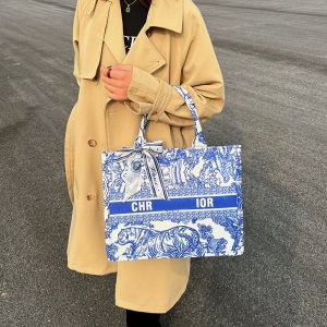 Replica Designer Dior Women Large Capacity Contrast Color Shoulder Tote Bag