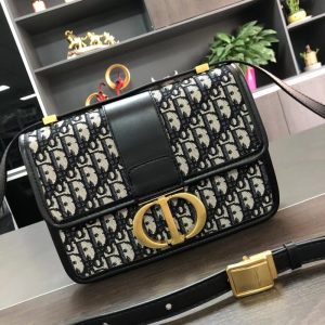 Replica Designer Dior Women Spring And Summer Fashion Canvas Letter Shoulder Messenger Bag