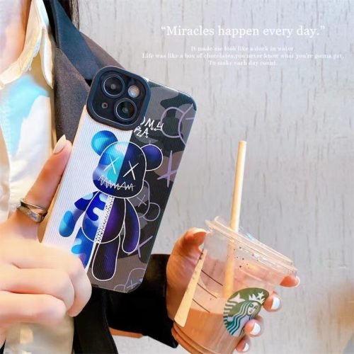 Replica Designer Fashion Black White Camouflage Bear Iphone Apple 12 Mobile Phone Case