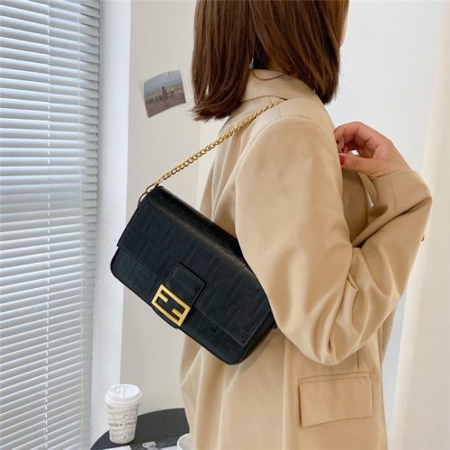 Replica Designer Fendi F Chain Messenger Shoulder Bag