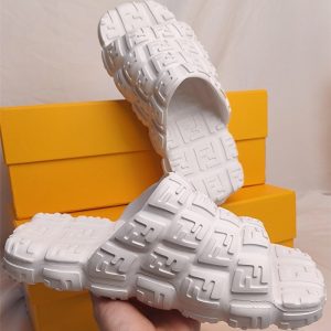 Replica Designer Fendi Fashion Embossed Embossed Slides