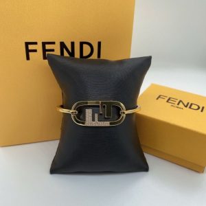 Replica Designer Fendi Retro Letter Opening Bracelet