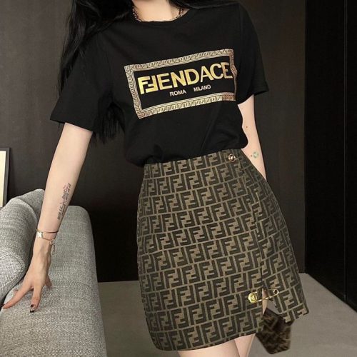 Replica Designer Fendi Women Color Matching T-Shirt And Skirt 2pcs Set