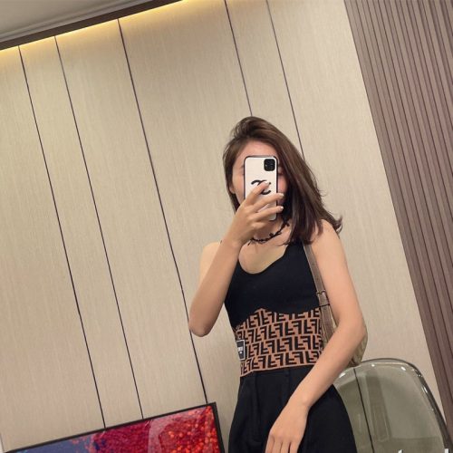 Replica Designer Fendi Women Round Neck Color-Blocking Knitted Vest