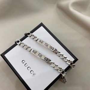 Replica Designer GUCCI Women Men Classic Titanium Steel Skull Bracelet