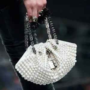 Replica Designer Givenchy Kenny Bag Pearl Dinner Metal Chain Bag