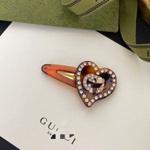 Replica Designer Gucci Acrylic Heart Hairpin