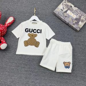 Replica Designer Gucci Kids Girls Boys Bear Short Sleeve And Shorts 2pcs Set