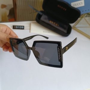 Replica Designer Gucci Square Sunglasses