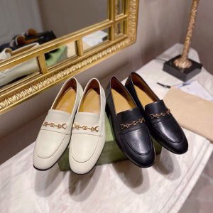 Replica Designer Gucci Women Retro Buckle Chain Round Toe Loafer