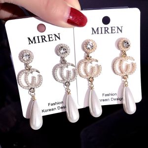 Replica Designer Gucci Women Stud Baroque Court Retro Love Pearl Letter Stud Earrings
