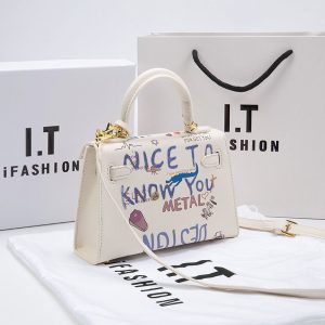 Replica Designer Hermes Cute Graffiti Design Women Crossbody Bag