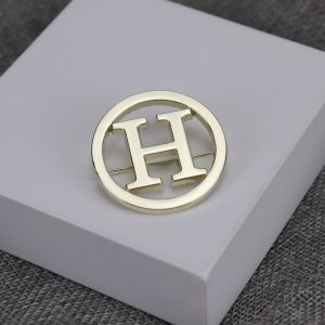 Replica Designer Hermes H Letter Hollow Brooch