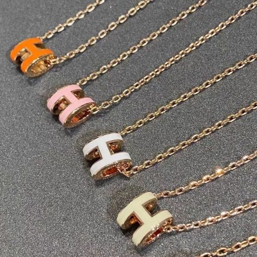 Replica Designer Hermes H Letter Solid Color Enamel Chain Necklace