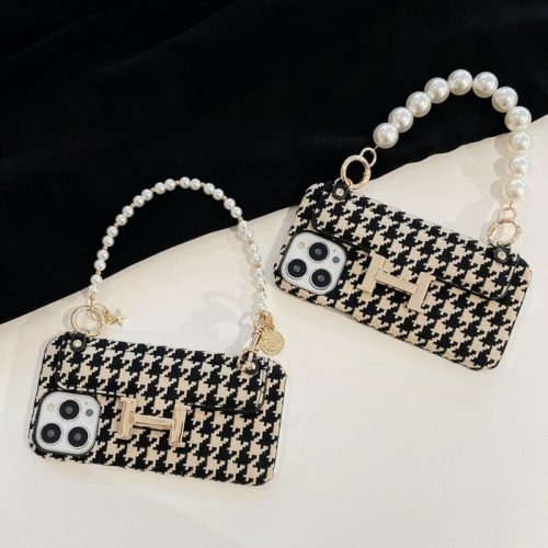 Replica Designer Hermes Houndstooth Pattern Pearl Chain Hand Phone Case