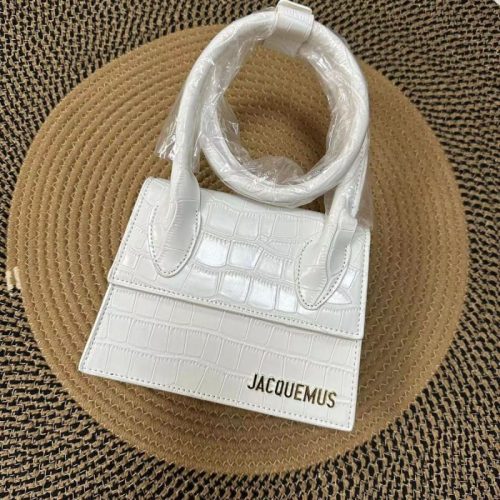 Replica Designer Jacquemus Sleek Solid Stone Messenger Bag
