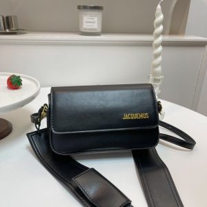 Replica Designer Jacquemus Trendy Solid Wide Strap Crossbody Bag