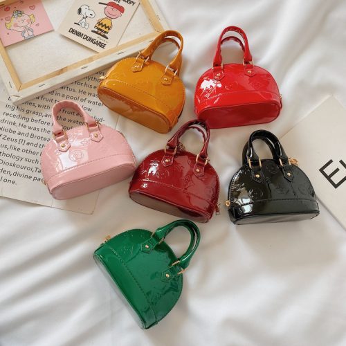 Replica Designer KidsMessenger Bag Bright Leather Small Flower Handbag Fashion Simple Cute Baby Shoulder Bag