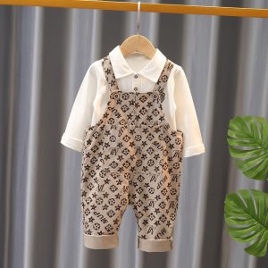 Replica Designer Louis Vuitton Children Fashion Print Bib Two Piece Set