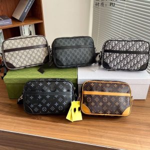 Replica Designer Louis Vuitton Classic Print Zippered Shoulder Bag
