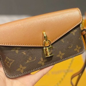 Replica Designer Louis Vuitton Classic Style Lock One Shoulder Underarm Women Bag