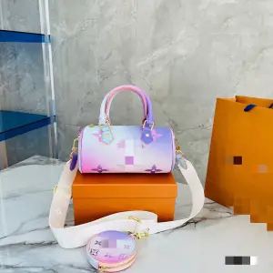 Replica Designer Louis Vuitton Fashion Gradient Wide Shoulder Strap Boston Bag