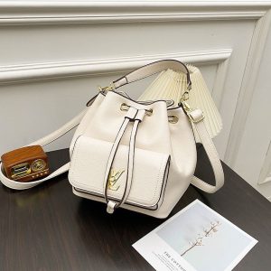 Replica Designer Louis Vuitton Fashion Solid Color Metal Letter Bucket Shoulder Bag