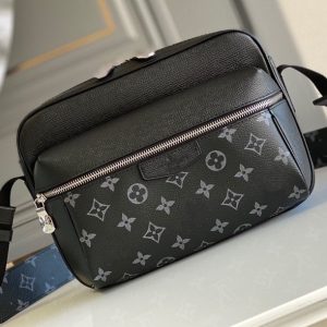 Replica Designer Louis Vuitton Men Casual Large Capacity Shoulder Bag