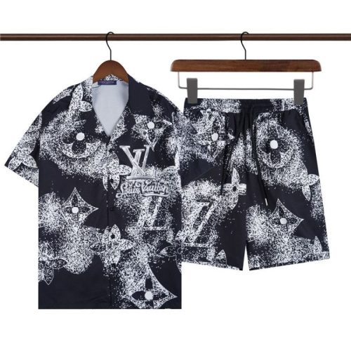 Replica Designer Louis Vuitton Men Casual Short Sleeve Shorts Two-Piece Set