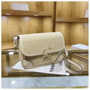 Replica Designer Louis Vuitton Simple Solid Color Metal Letter Shoulder Bag