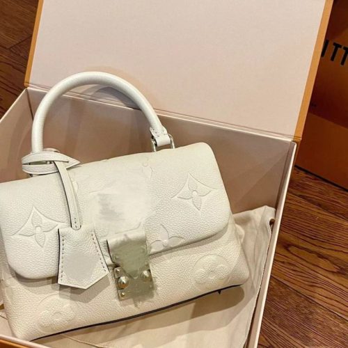 Replica Designer Louis Vuitton Summer Hot Style Women Simple Printing Tassel Messenger Bag