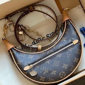 Replica Designer Louis Vuitton Vintage Print Large Capacity Crescent Bag