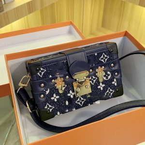 Replica Designer Louis Vuitton Vintage Square Metal Buckle Shoulder Bag